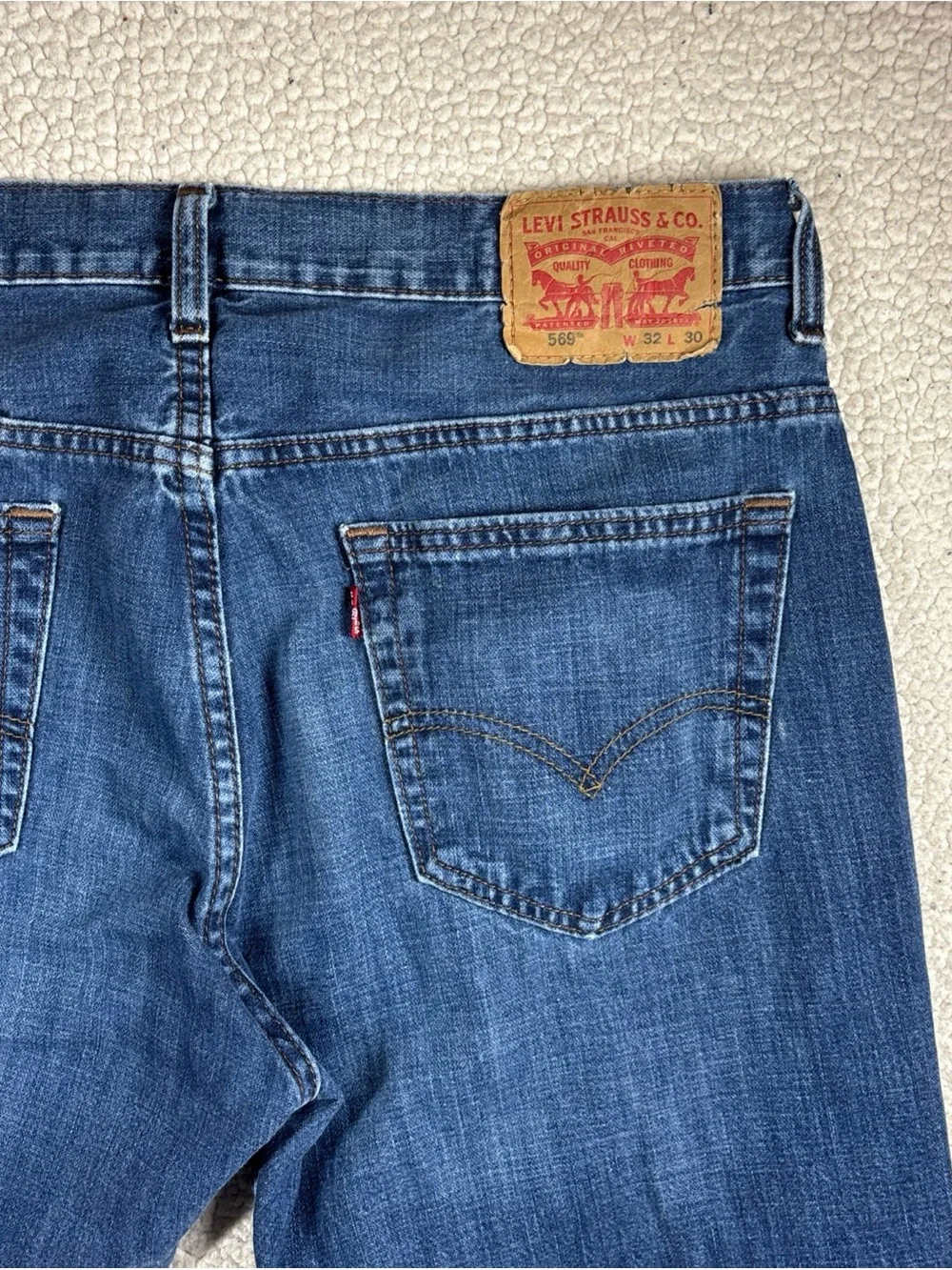 Levi Strauss & Co 569 Loose Straight Men’s W32 L30 Cotton Medium Wash Blue Jeans